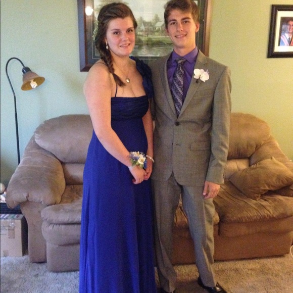 Size 8 royal blue prom dress - Picture 4 of 4